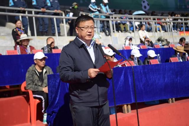 男子刮中体彩100万大奖 边玩边学很有意义
